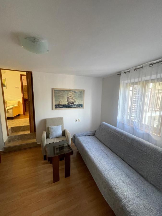 Holiday Home Noeli & Diego 카를로바크 외부 사진