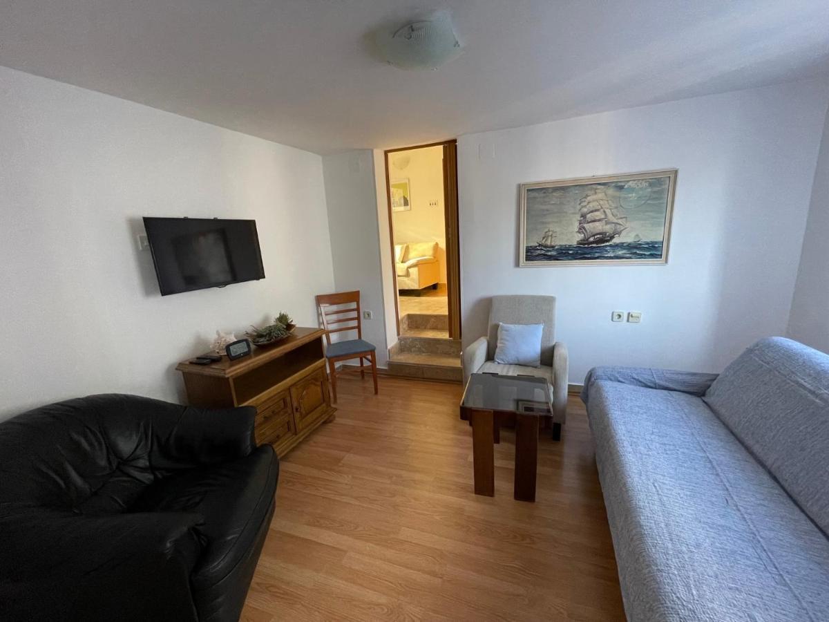 Holiday Home Noeli & Diego 카를로바크 외부 사진